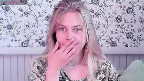 Snapshot of angelanty chatting on July 2026 10:06:01 AM Darsi Anty online show from July 2026 10:06:01 AM