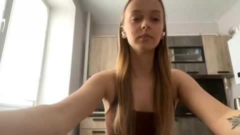 Angela online show from January 2026 09:44:02 AM