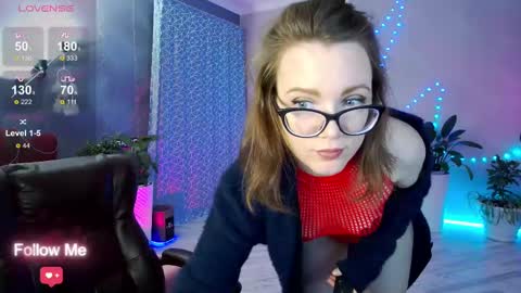 Angela online show from February 2025 06:34:02 PM