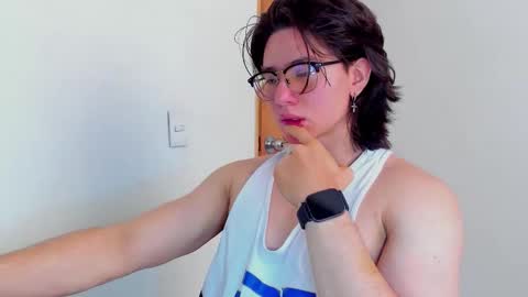 Angel Bennet online show from November 2025 06:13:01 PM