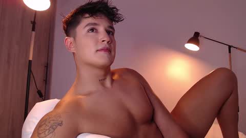 Snapshot of angelcossio chatting on February 2025 10:30:01 PM Angel online show from February 2025 10:30:01 PM