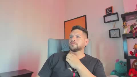 Snapshot of angelcute3 chatting on November 2025 02:50:01 PM angel online show from November 2025 02:50:01 PM