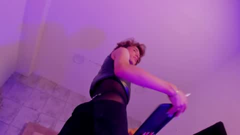 Snapshot of angeldoll_1 chatting on February 2026 04:45:01 AM Angel Doll online show from February 2026 04:45:01 AM