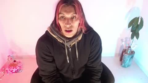 Snapshot of angele_johnson chatting on October 2025 02:09:02 AM angele online show from October 2025 02:09:02 AM