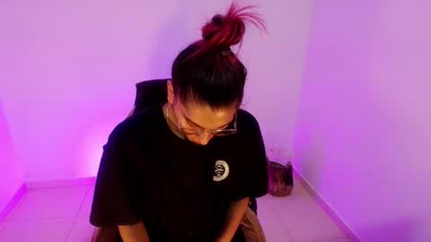 angele online show from March 2026 06:11:01 PM