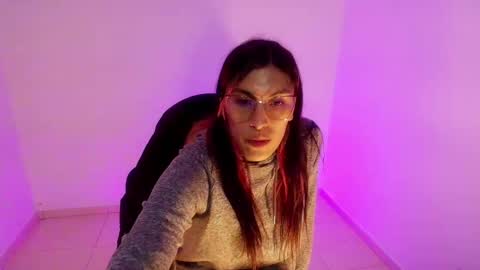 angele online show from March 2026 07:51:02 PM