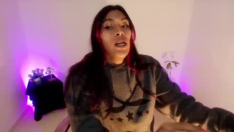 Snapshot of angele_johnson chatting on June 2026 10:10:01 PM angele online show from June 2026 10:10:01 PM