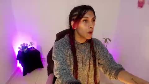Snapshot of angele_johnson chatting on June 2026 08:00:02 PM angele online show from June 2026 08:00:02 PM