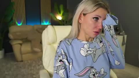 annita online show from February 2026 06:14:01 PM