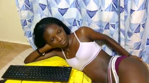 Snapshot of angelgoddess32 chatting on May 2026 08:15:01 PM Angie online show from May 2026 08:15:01 PM