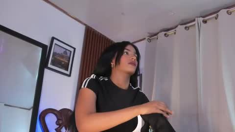 Carolina online show from April 2026 01:30:01 AM