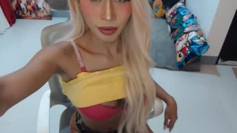 DIVINE ANGEL online show from December 2025 09:16:02 AM