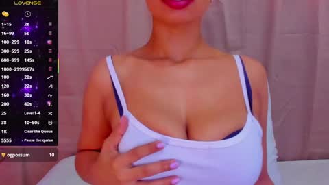 Snapshot of angelica_hot19 chatting on May 2026 02:02:01 PM angelica_hot19 online show from May 2026 02:02:01 PM