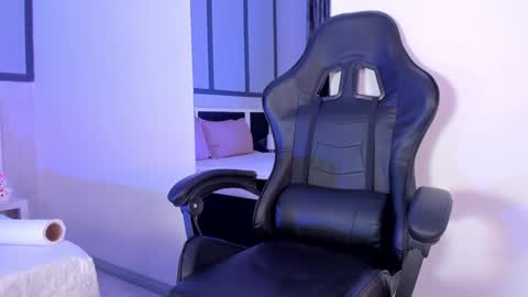 U can call me Angel online show from December 2024 08:48:01 PM