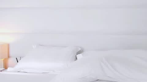 Angelic online show from September 2025 01:31:02 AM