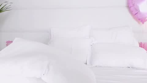 Angelic online show from February 2026 02:45:01 AM