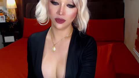 MS. AMALIA online show from March 2025 09:53:02 AM