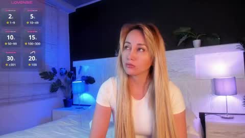 angelina_hilton online show from June 2026 11:54:01 AM