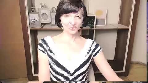 Snapshot of angelinalov_ chatting on May 2026 08:09:02 AM Angelina online show from May 2026 08:09:02 AM