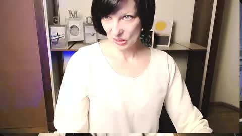 Snapshot of angelinalov_ chatting on May 2026 10:36:01 AM Angelina online show from May 2026 10:36:01 AM