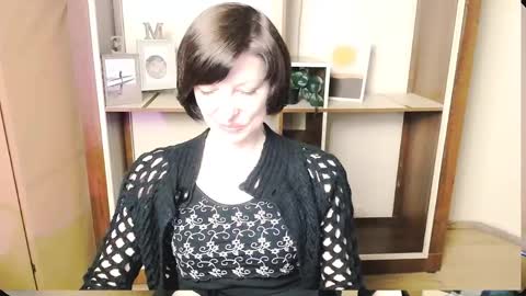 Snapshot of angelinalov_ chatting on May 2026 08:53:02 AM Angelina online show from May 2026 08:53:02 AM