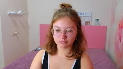 AngelinaLow online show from October 2025 11:22:01 AM