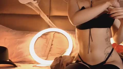 angelinepossy online show from October 2025 09:31:01 PM