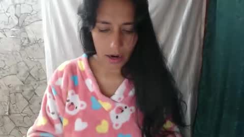 angela online show from November 2025 02:26:01 AM