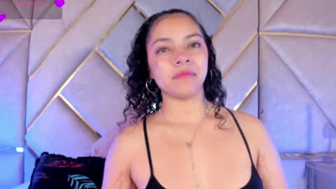 Snapshot of angelitafrodita chatting on April 2026 09:40:02 AM A F R O D I T A online show from April 2026 09:40:02 AM