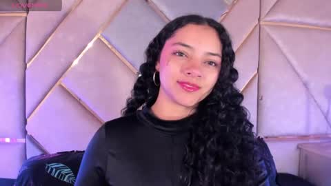 Snapshot of angelitafrodita chatting on April 2026 09:29:01 AM A F R O D I T A online show from April 2026 09:29:01 AM
