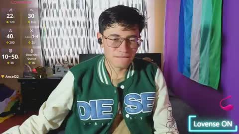 Snapshot of angelito18_twink chatting on June 2026 08:44:01 PM Angel online show from June 2026 08:44:01 PM