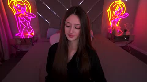 AngelBlush online show from October 2025 01:30:01 PM