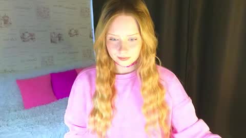 Snapshot of angellisss chatting on October 2025 10:11:01 AM Cutie online show from October 2025 10:11:01 AM