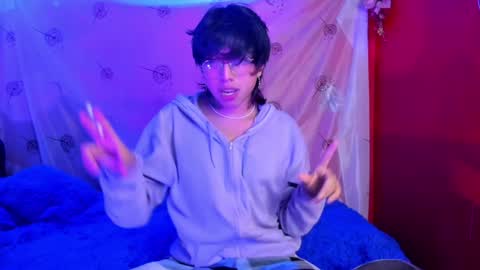 Snapshot of angellonfire chatting on December 2024 02:21:02 AM Angel  online show from December 2024 02:21:02 AM