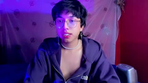 Snapshot of angellonfire chatting on February 2025 10:07:02 AM Angel  online show from February 2025 10:07:02 AM