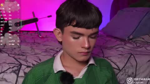 Angelo I work from home this is my room  online show from October 2025 05:41:01 AM