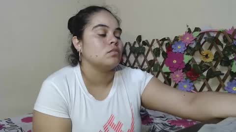 Snapshot of angelsexhotlatin chatting on February 2026 03:39:02 PM angelsexhotlatin online show from February 2026 03:39:02 PM
