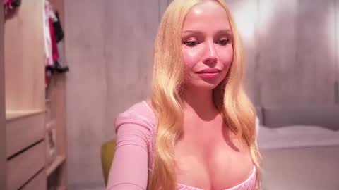 Angelina online show from July 2026 02:54:01 PM