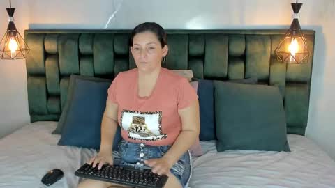 ANGIE online show from February 2025 01:25:01 PM