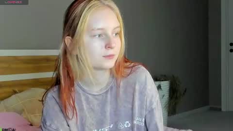 Snapshot of angelwise chatting on June 2026 03:04:02 AM angelwise online show from June 2026 03:04:02 AM