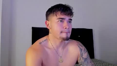 Angel Fox online show from January 2026 08:14:01 PM