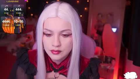 Snapshot of angelytaxx chatting on November 2025 04:36:01 AM Angel online show from November 2025 04:36:01 AM