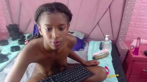 Snapshot of angeyapetite chatting on December 2024 06:48:01 PM Anyega online show from December 2024 06:48:01 PM