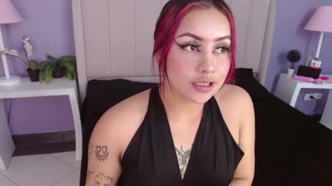 Snapshot of angie99_gh chatting on December 2024 04:09:02 AM Angie online show from December 2024 04:09:02 AM