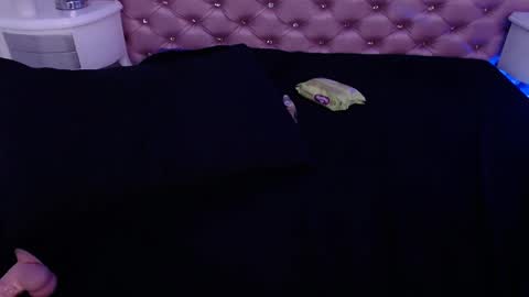 Snapshot of angie99_gh chatting on February 2025 10:44:02 AM Angie online show from February 2025 10:44:02 AM