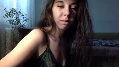 Snapshot of angle_cute05 chatting on May 2026 09:45:02 PM Angel Cute online show from May 2026 09:45:02 PM