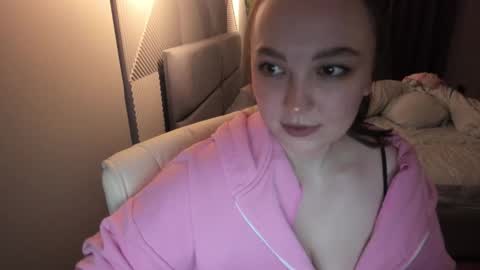 Snapshot of angrykate chatting on January 2025 06:07:01 PM Kattie online show from January 2025 06:07:01 PM