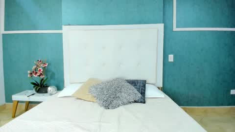 Ania online show from February 2025 09:14:01 PM