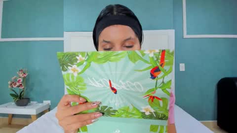 Ania online show from October 2025 12:47:01 PM