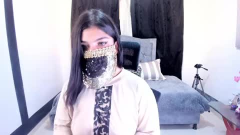 Anissa online show from April 2026 12:20:01 PM